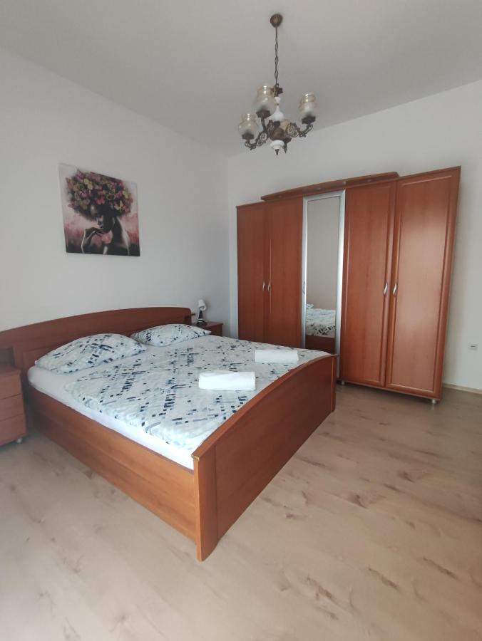 M& I Apartament *